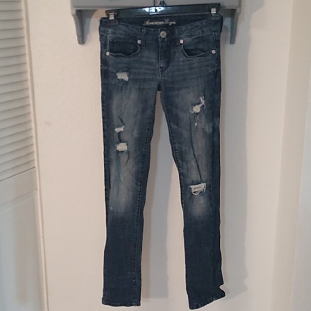 American Eagle distressed skinny jean sz 2 reg